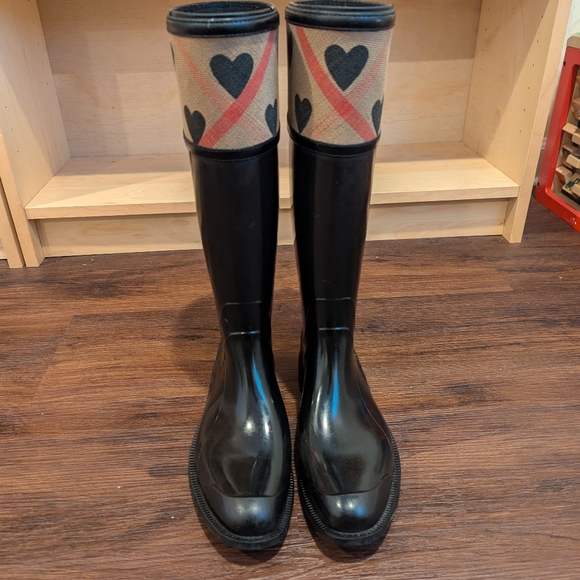 Authentic Burberry Rain Boots - Picture 1 of 4